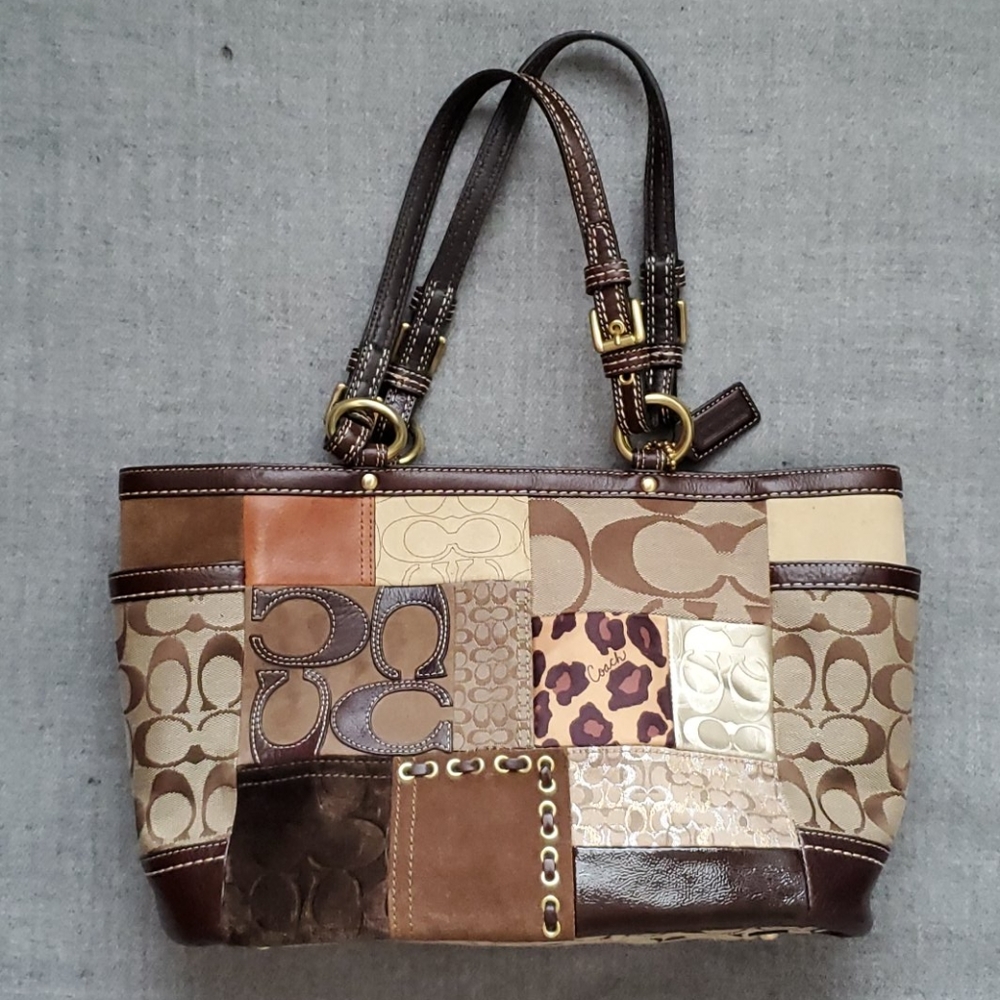 Coach Women's Shoulder Bag